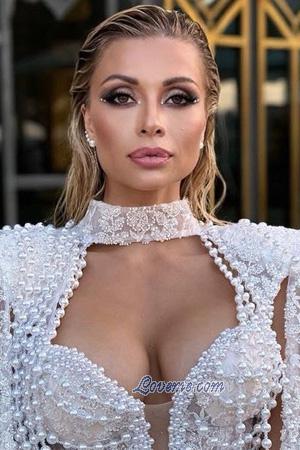 217492 - Alisa Age: 35 - Russia