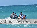 cartagena-women-boat-1104-43